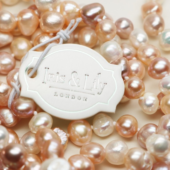 Iris & Lily London Pearl Necklace in Peaches & Cream ~ Baroque Style by 62”L NWT - Picture 10 of 16